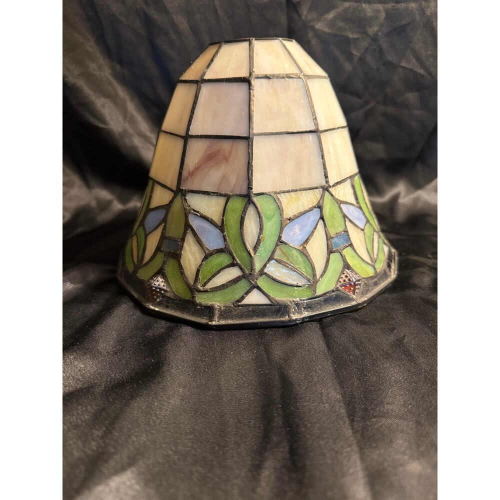 Vintage Tiffany Style Floral Stained Glass Lamp Shade Multicolor 9"x7”